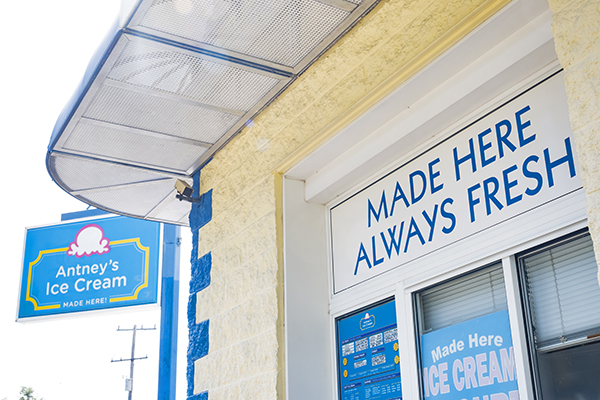 Real ice cream close-up for Antney's homepage hero